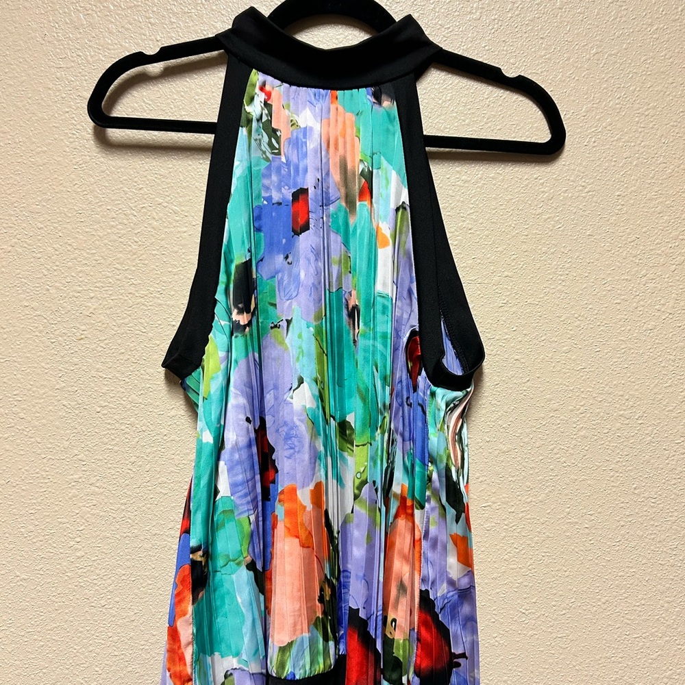 Colorful ladies high neck sleeveless blouse - size XL - Picture 5 of 6
